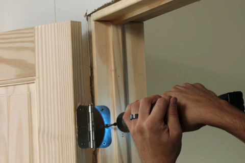 Durvju uzstādīšana